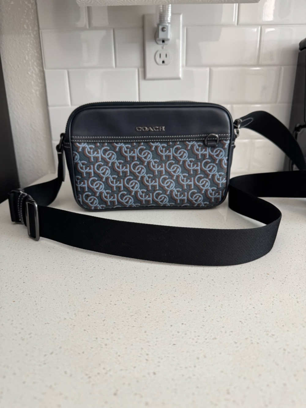 Coach Graham Monogram Signature Crossbody Bag Blue Canvas Leather Unisex purse